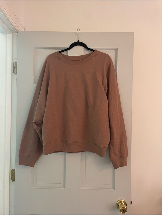 Old Navy Sweaters - Old Navy So Comfy Classic Crewneck Sweatshirt - Brown